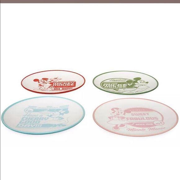 Disney Plate Set - Mickey & Minnie Mouse - Retro - Picture 2 of 2